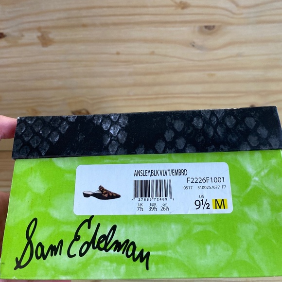 SAM EDELMAN Black Velvet Shoes - Picture 6 of 7